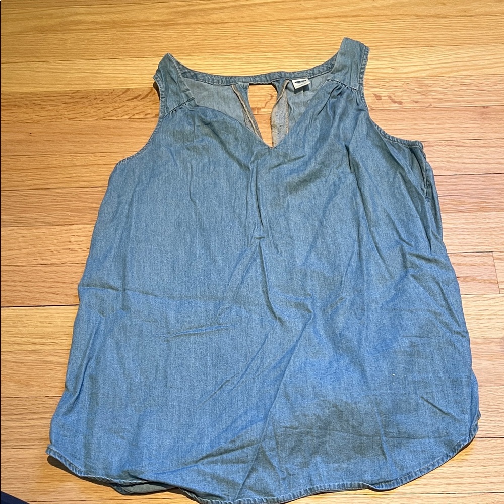 Old Navy Light Blue Denim chambray sleeveless blouse Tank Top